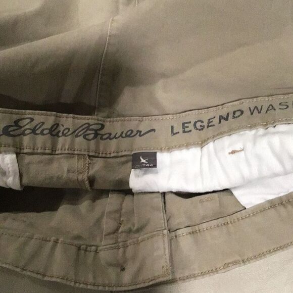 Men’s Shorts, Eddie Bauer, T44, Tan, Legend Wash - Picture 7 of 9